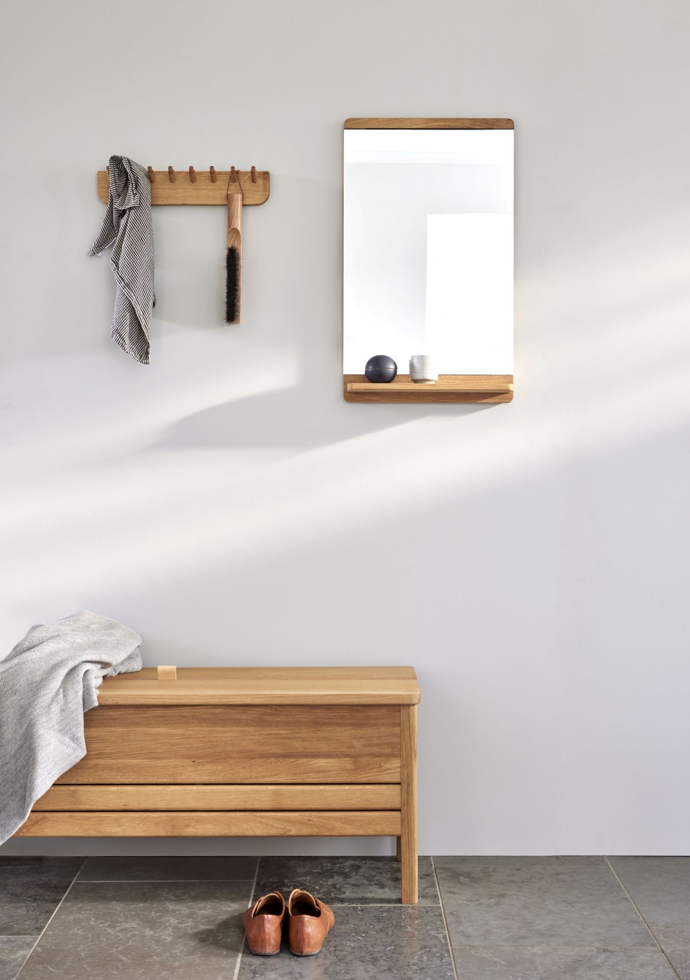 Rim Wall Mirror Oak Form & Refine
