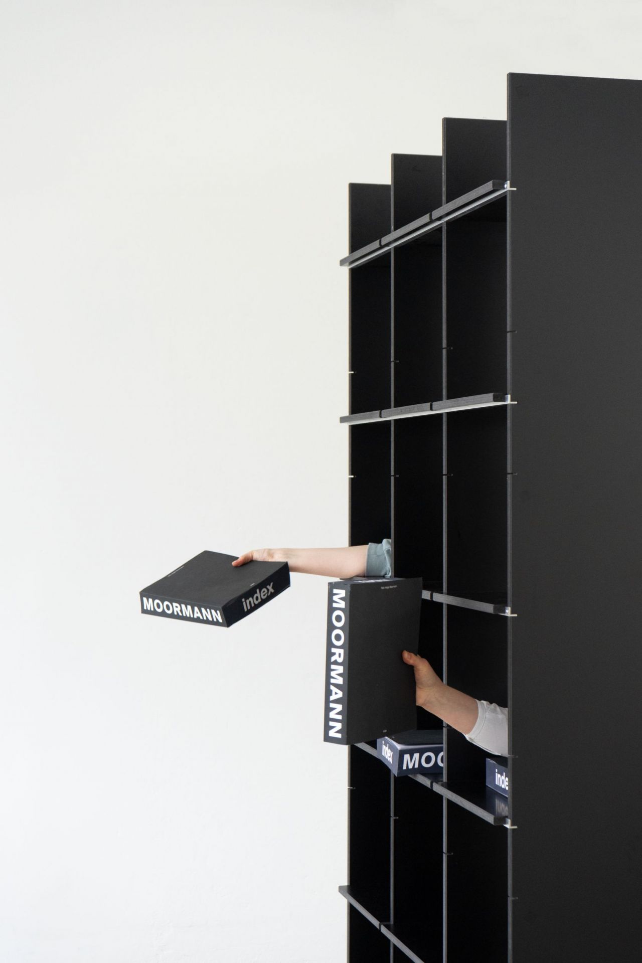 FNP shelf 223 Nils Holger Moormann