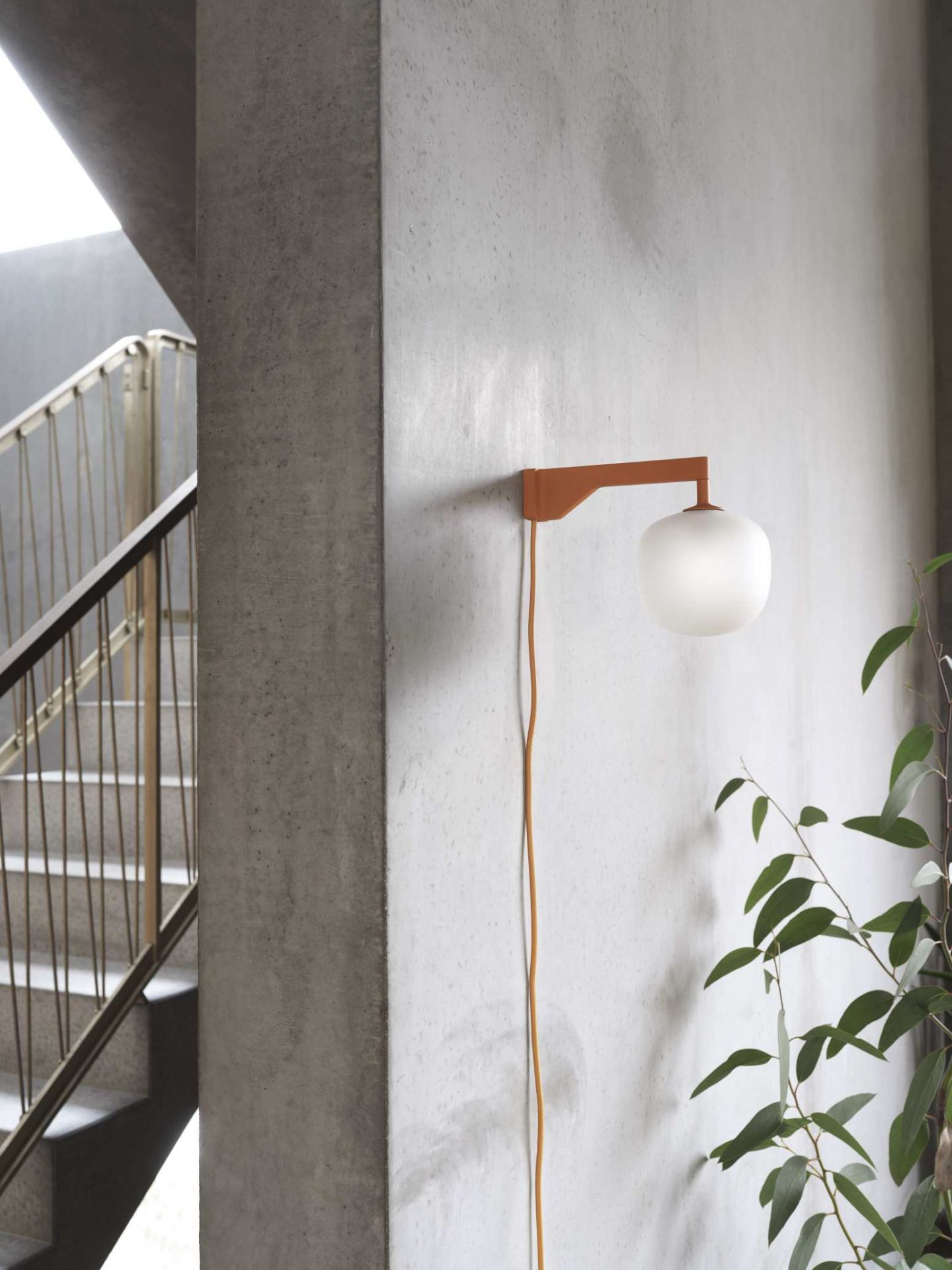 Rime Wall lamp Muuto