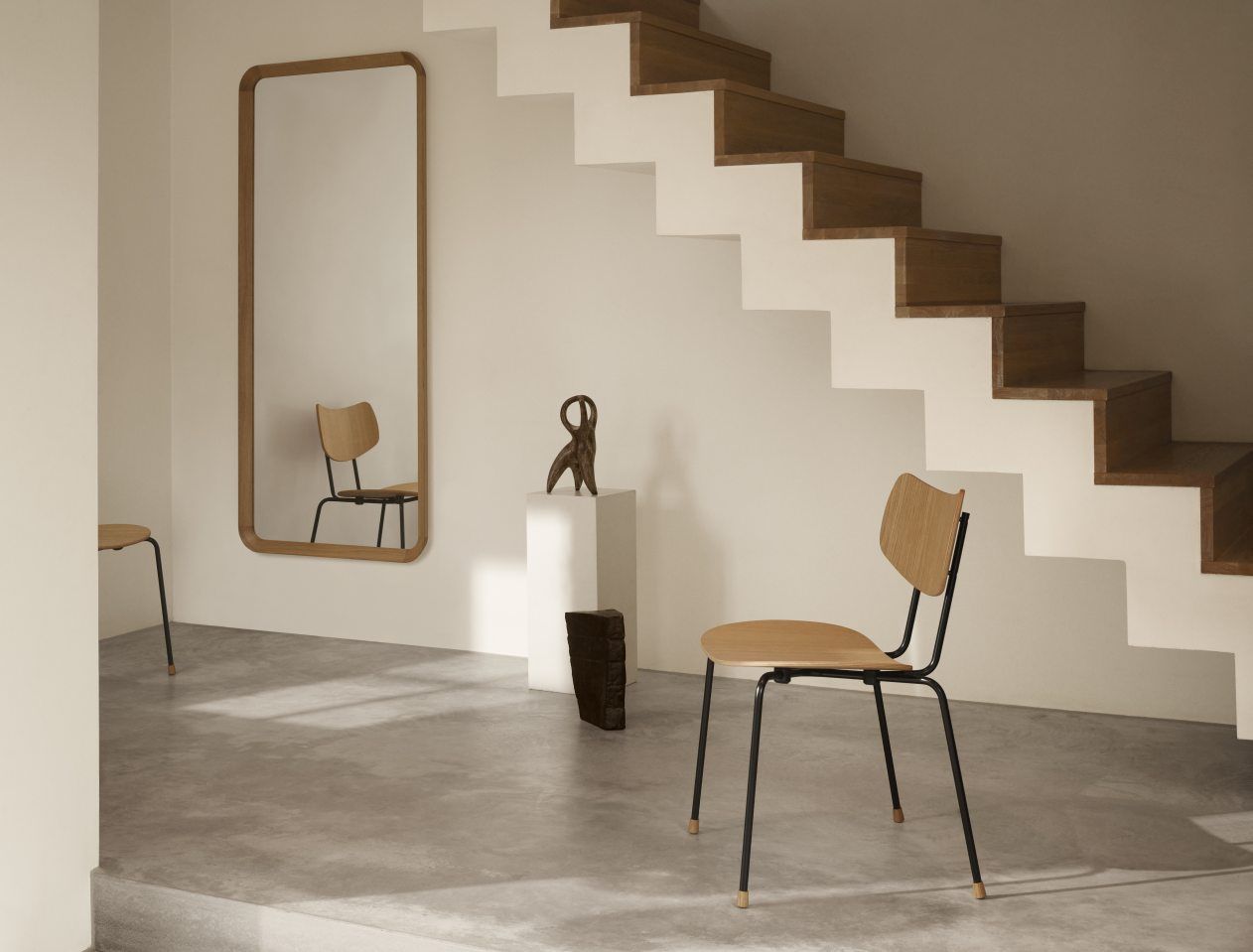 VLA62 Radio House Mirror Mirror Carl Hansen & Søn
