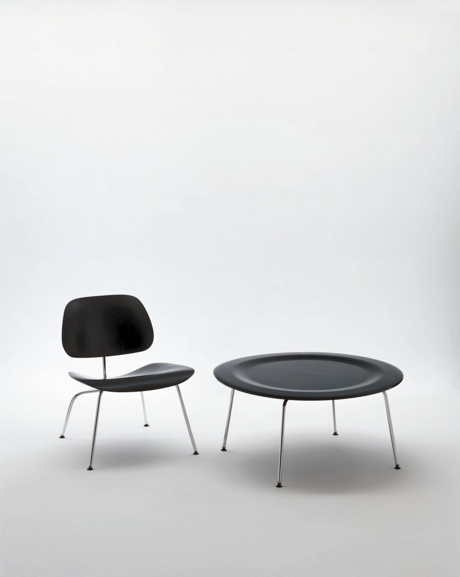 Plywood Group LCM Chair Vitra