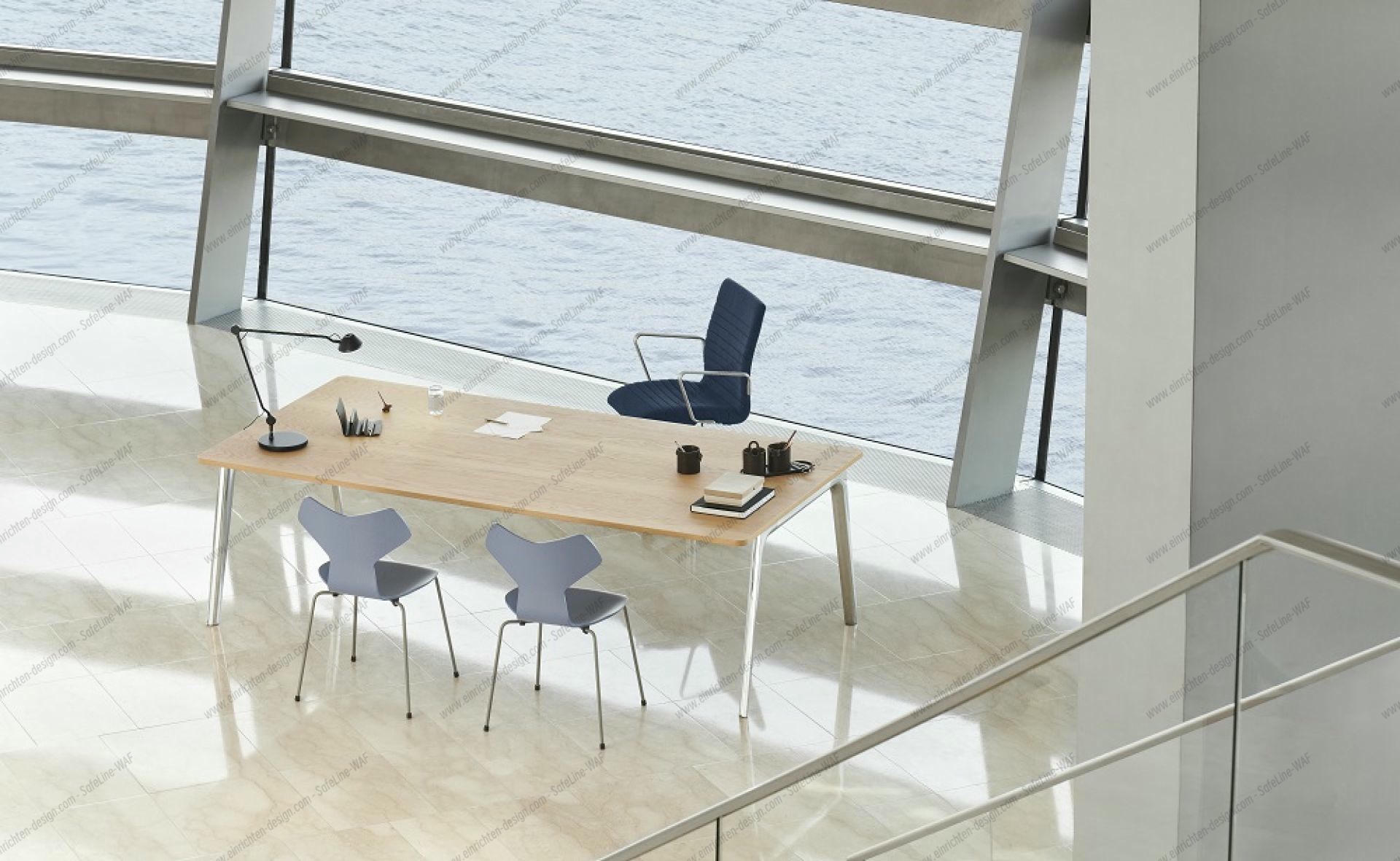 AQ01 Table lamp Fritz Hansen