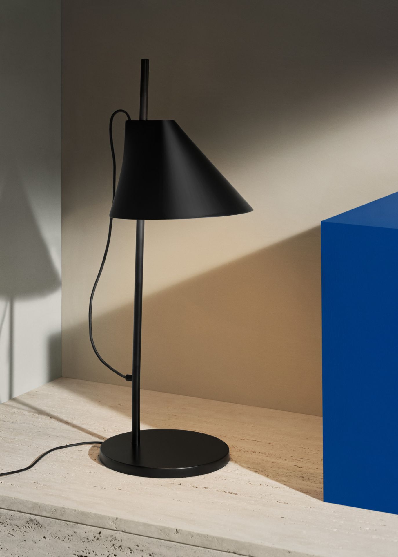 Yuh LED Table Lamp WHITE Louis Poulsen SINGLE PIECES
