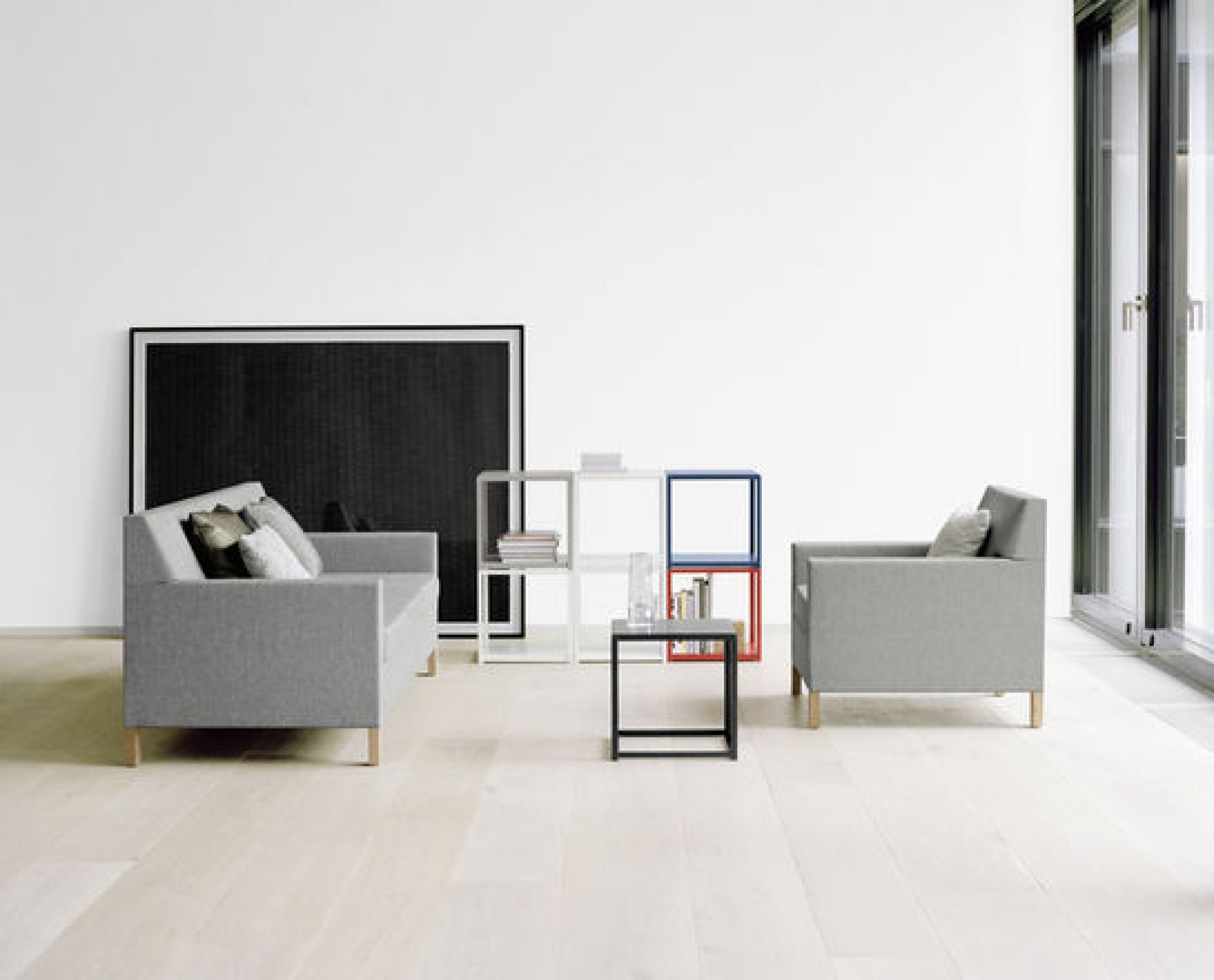 FK12 Fortyforty side table frame jet black e15 