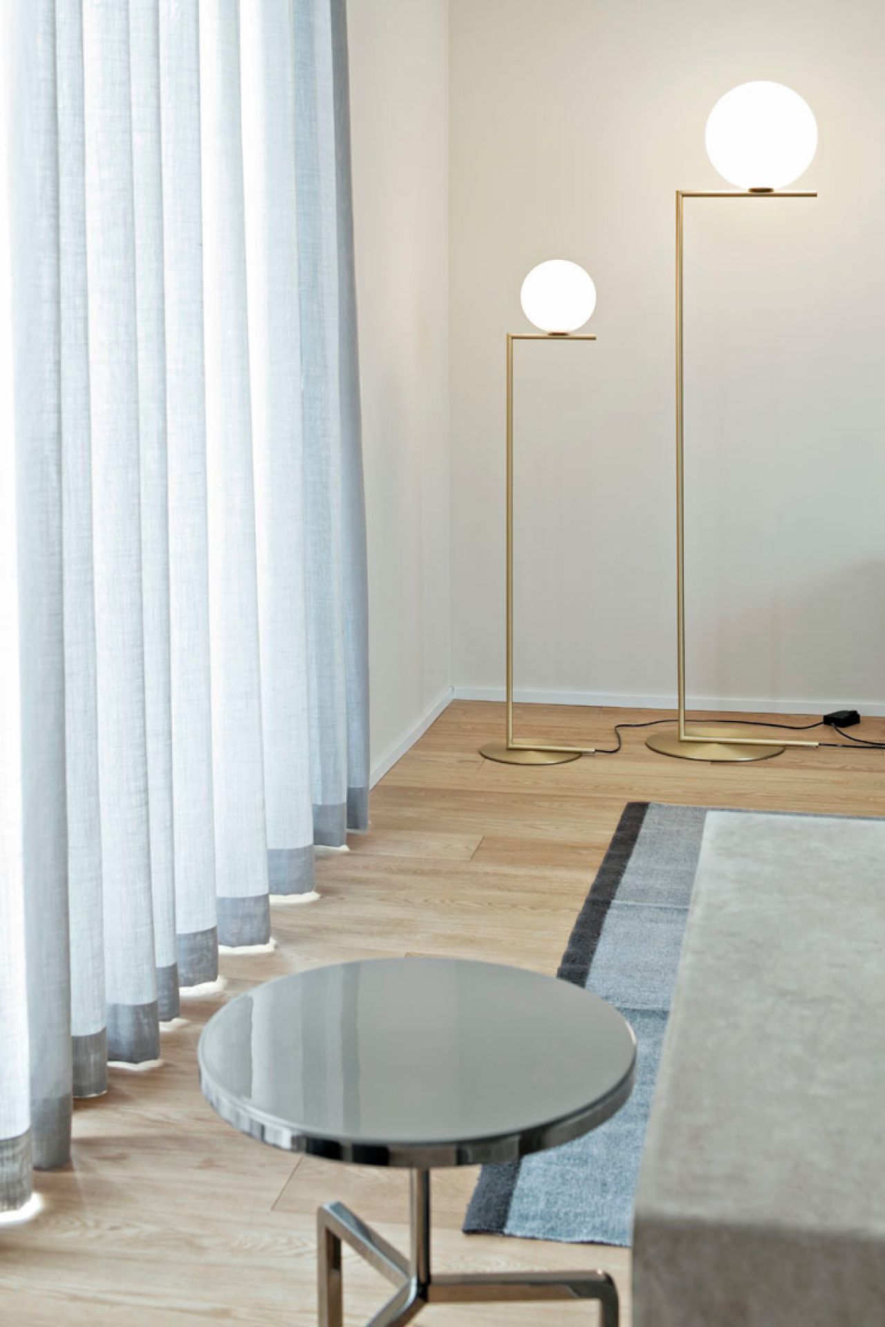 IC Lights F2 Floor lamp Flos