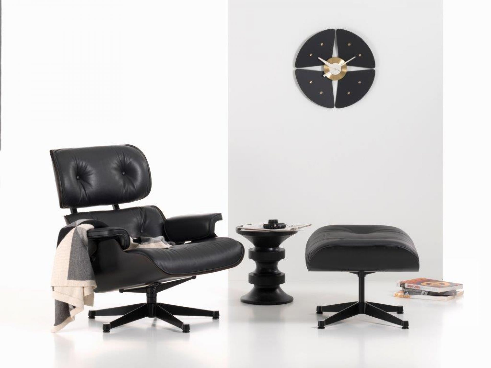 Eames Lounge Chair & Ottoman BLACK Vitra