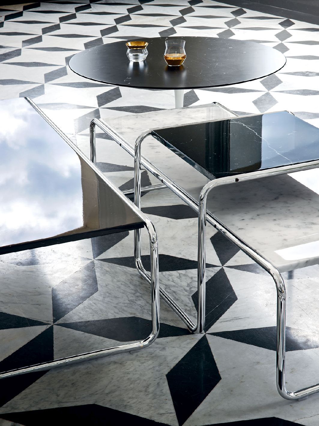 Laccio 1 Coffee table small Knoll International - QUICK SHIP