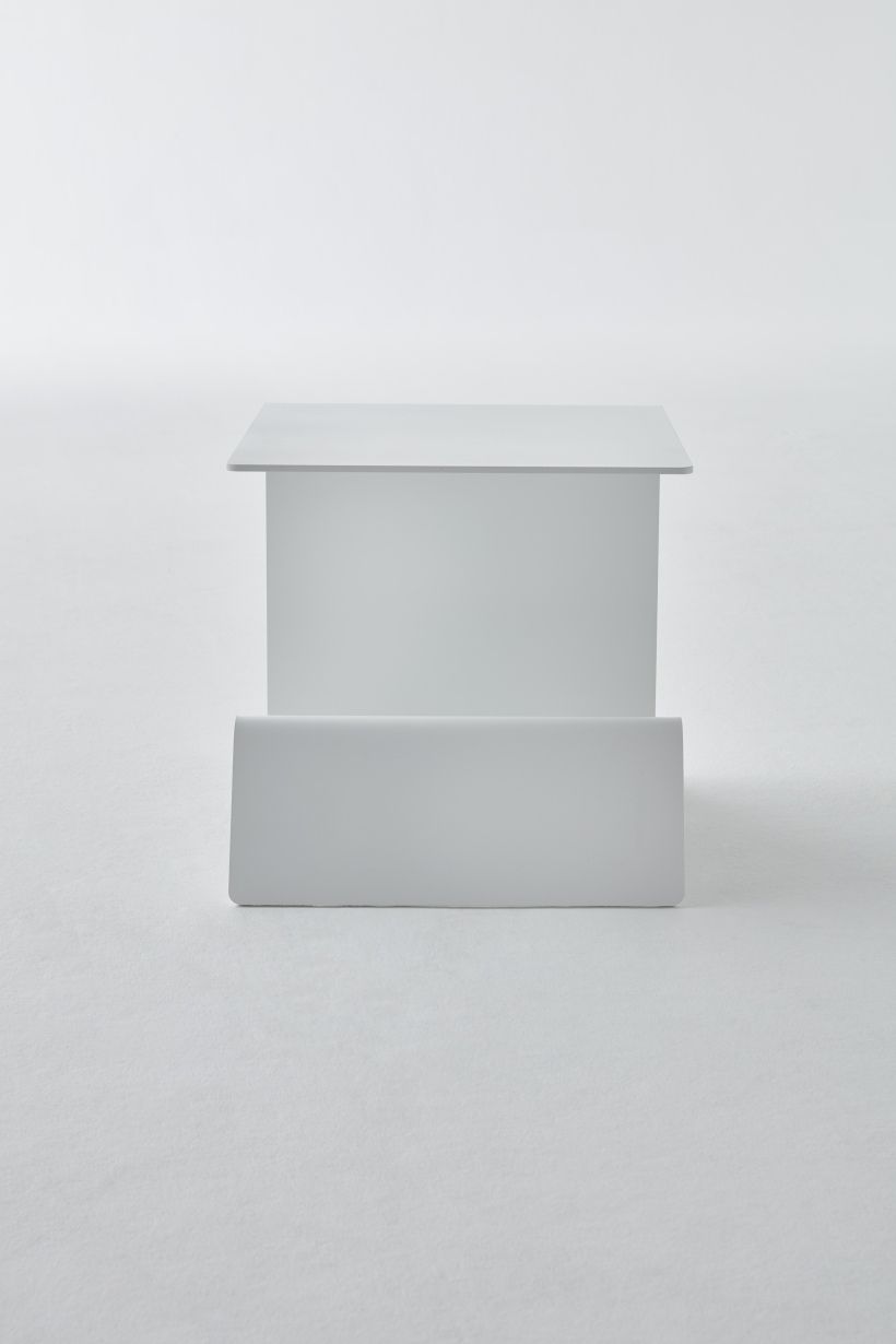 Buk side table Müller Möbelwerkstätten