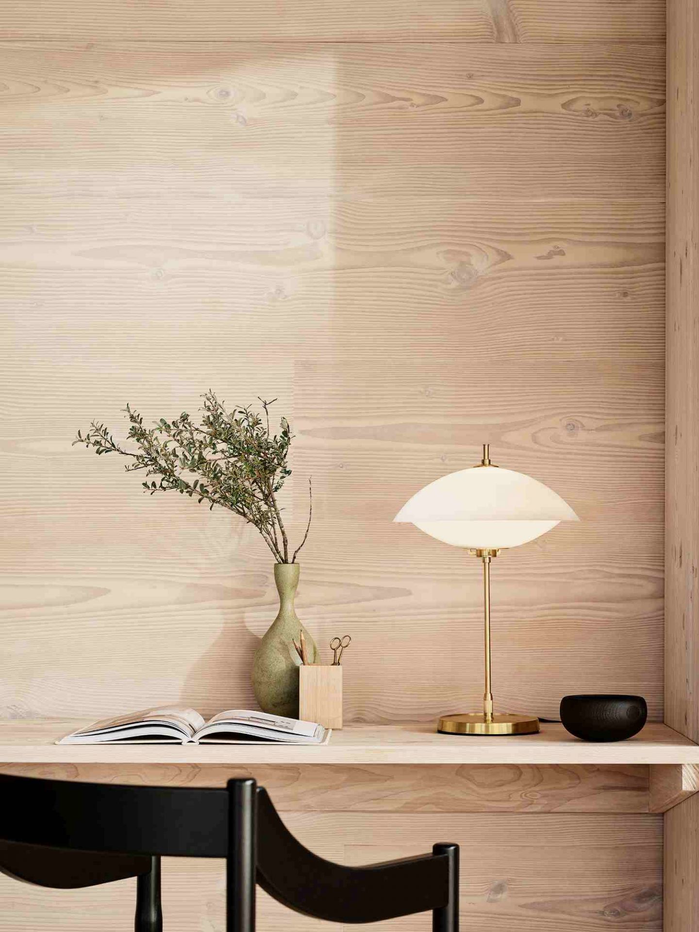Clam Table lamp Fritz Hansen table lamp