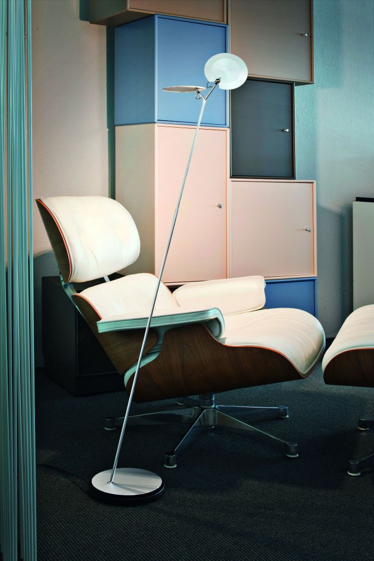 OyO S Floor Lamp Baltensweiler