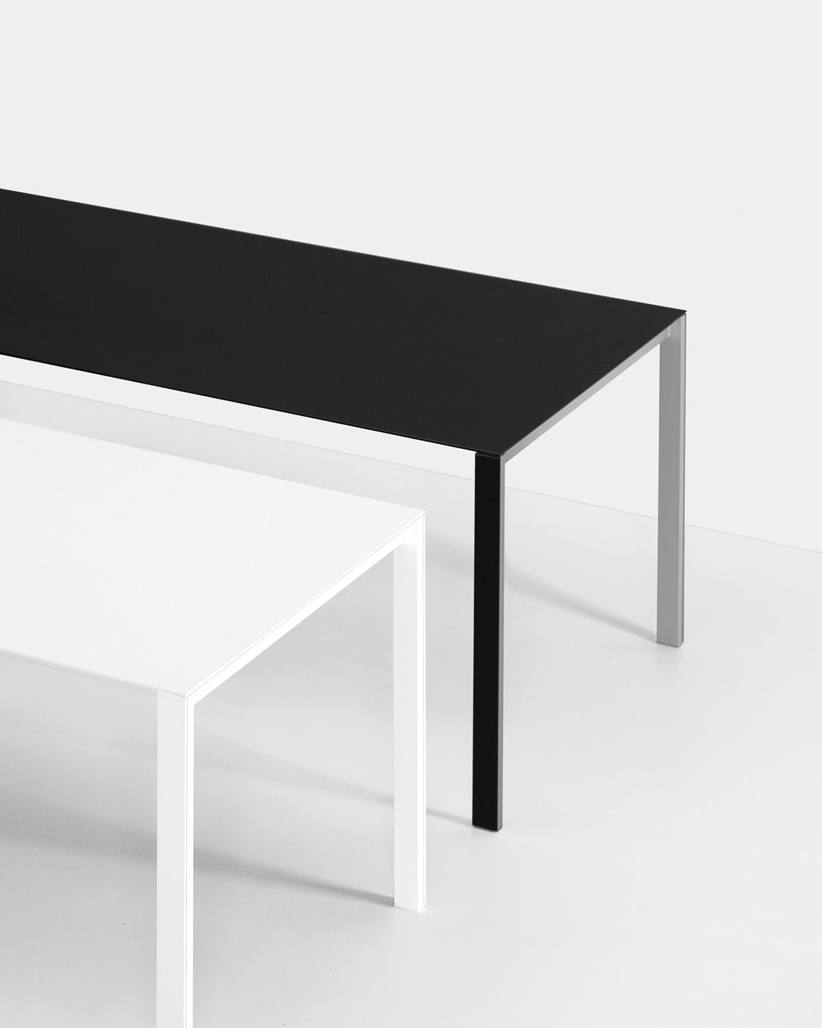 Thin-K Outdoor Estensibile Extendable table Kristalia