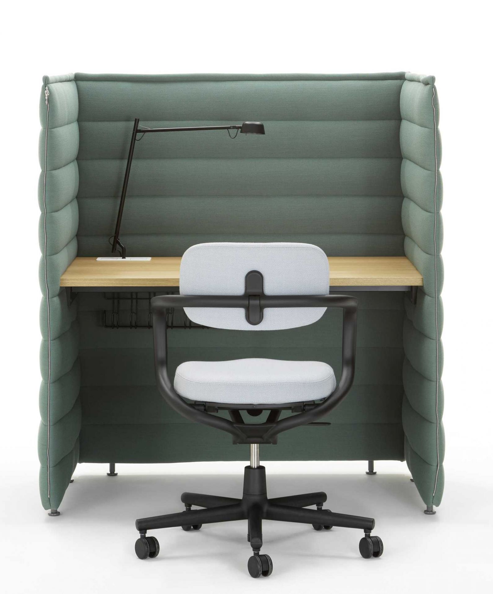 Alcove Plus Desk Medium Desk Vitra