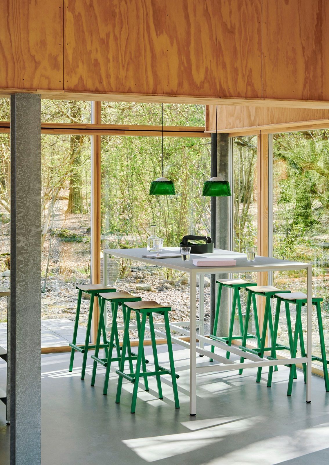 Taburete 8 Bar Stool Hay