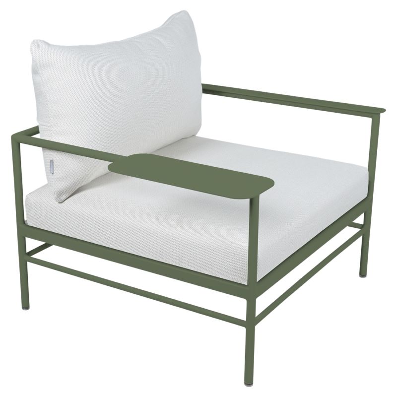 Rivage lounge chair with armrests Outdoor Fermob