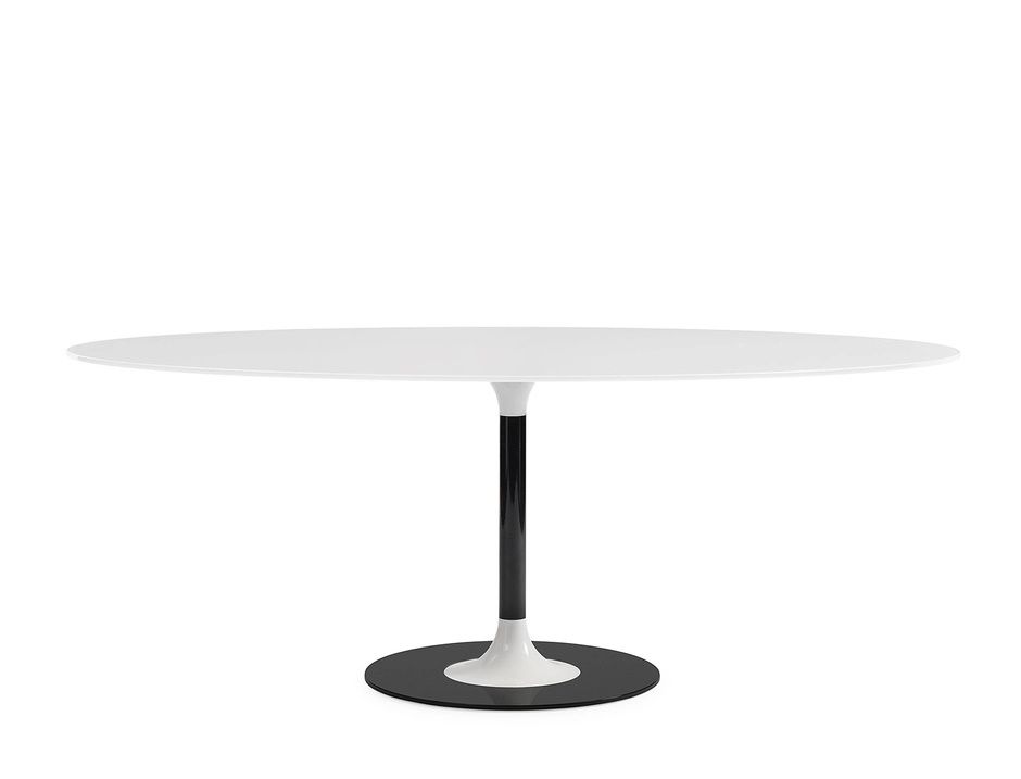 Thierry XXL Tisch Oval white Kartell