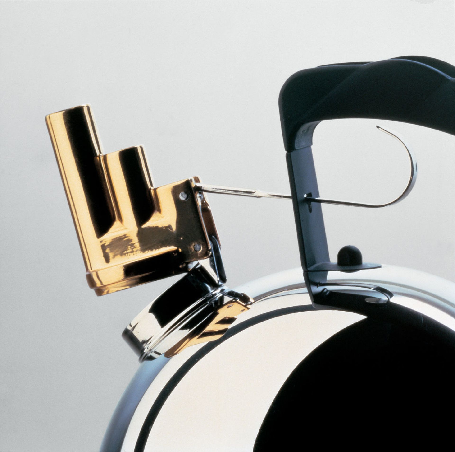 9091 FM Kettle Alessi