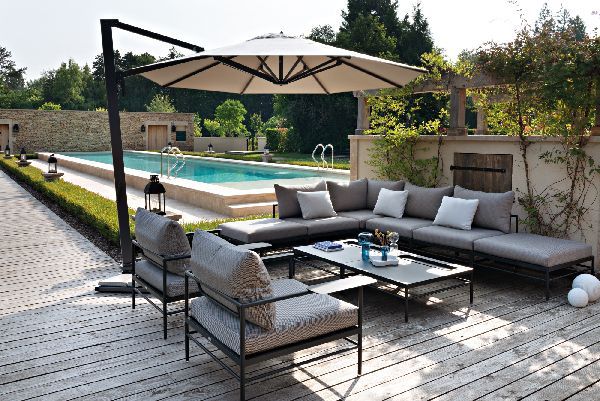 Rivage lounge chair with armrests Outdoor Fermob