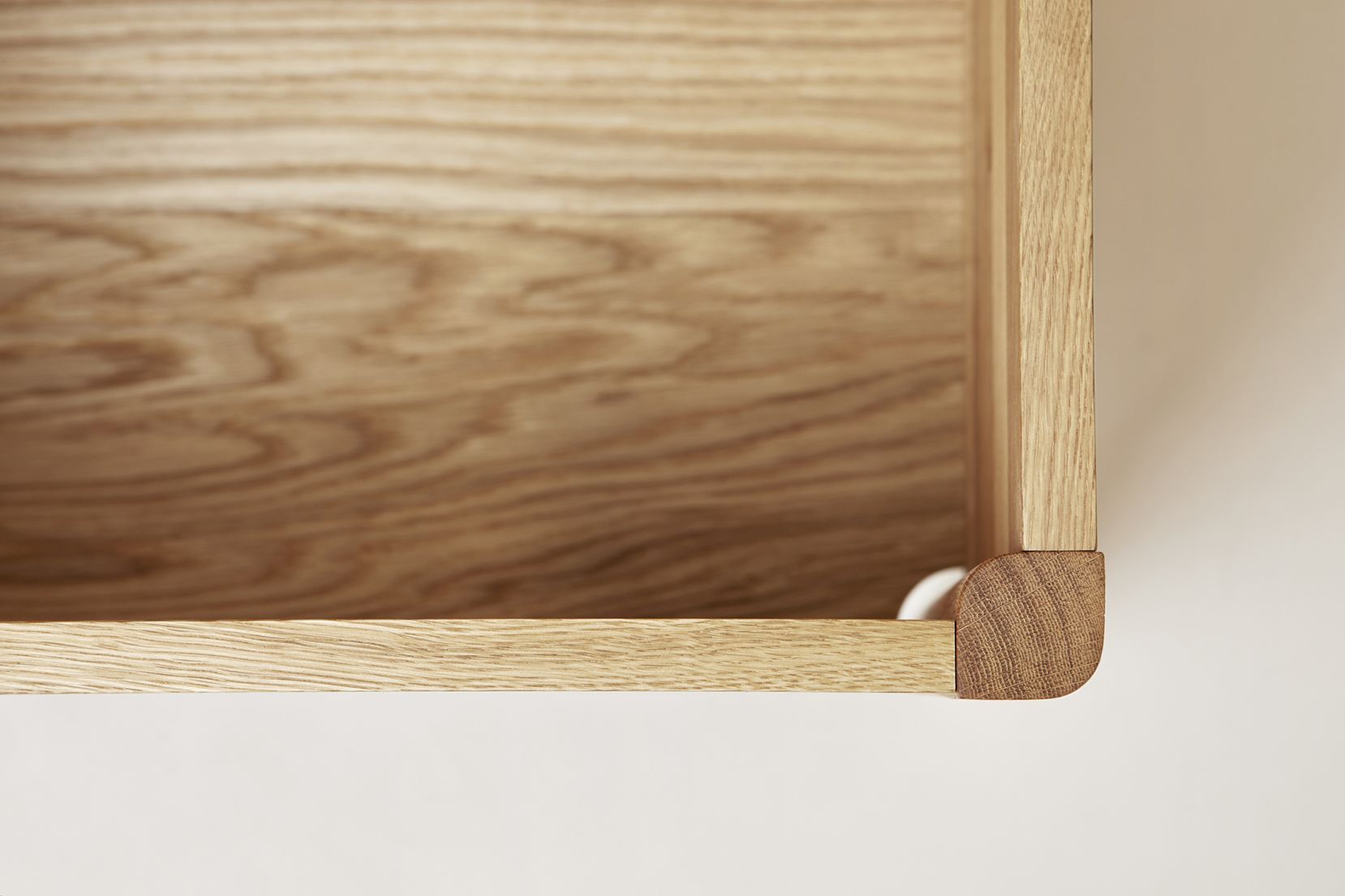 A Line Chest Bench 111 Oak white oiled Form & Refine