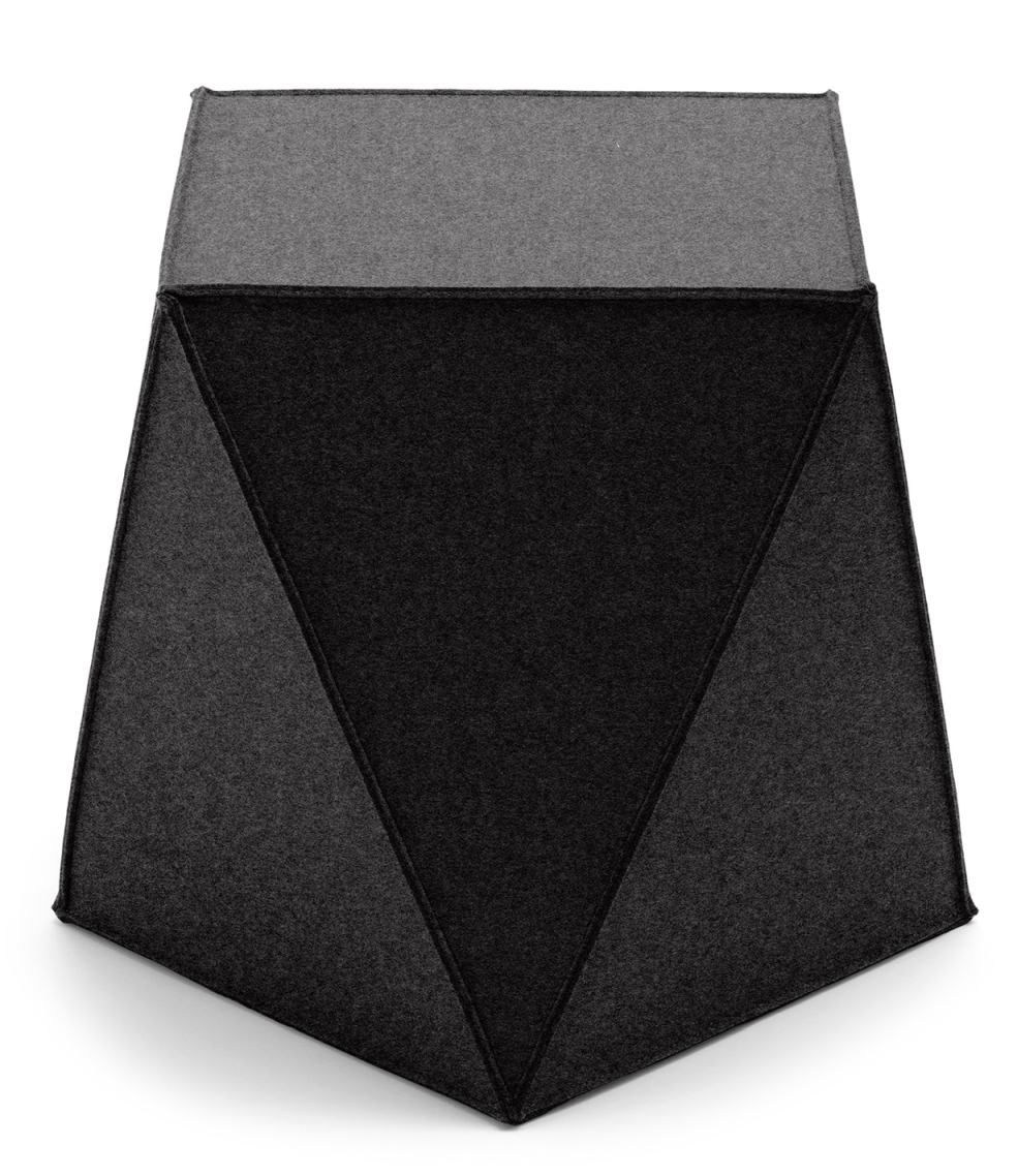 Brilli seating furniture Hey Sign