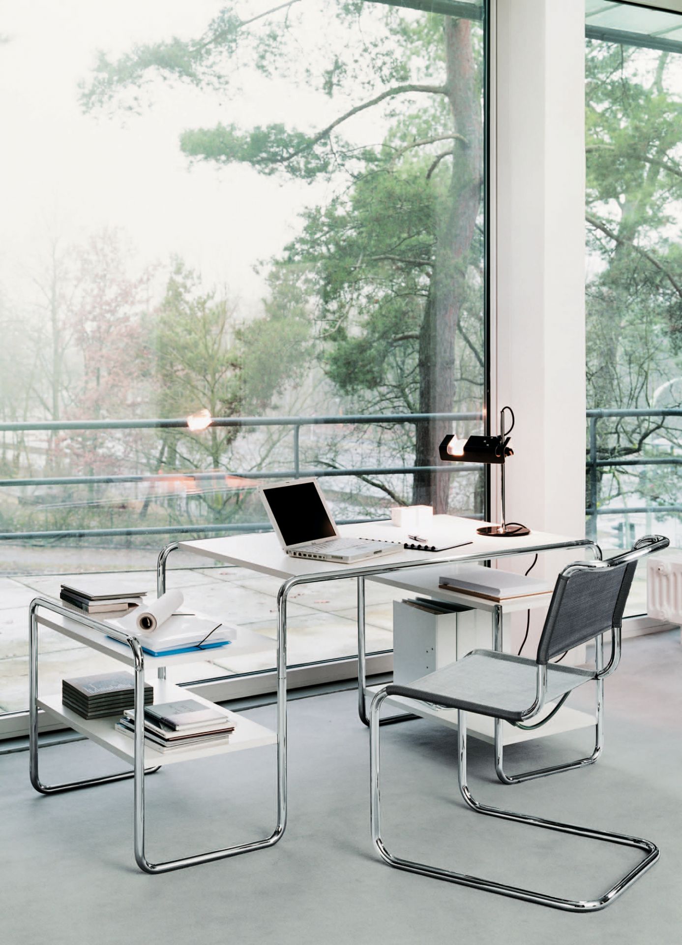 S 33 N / S33 N cantilever chair Thonet