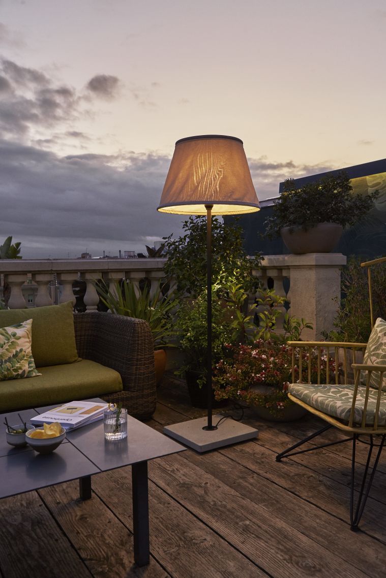 TXL 2019 H170cm Outdoor Floor Lamp beige Marset