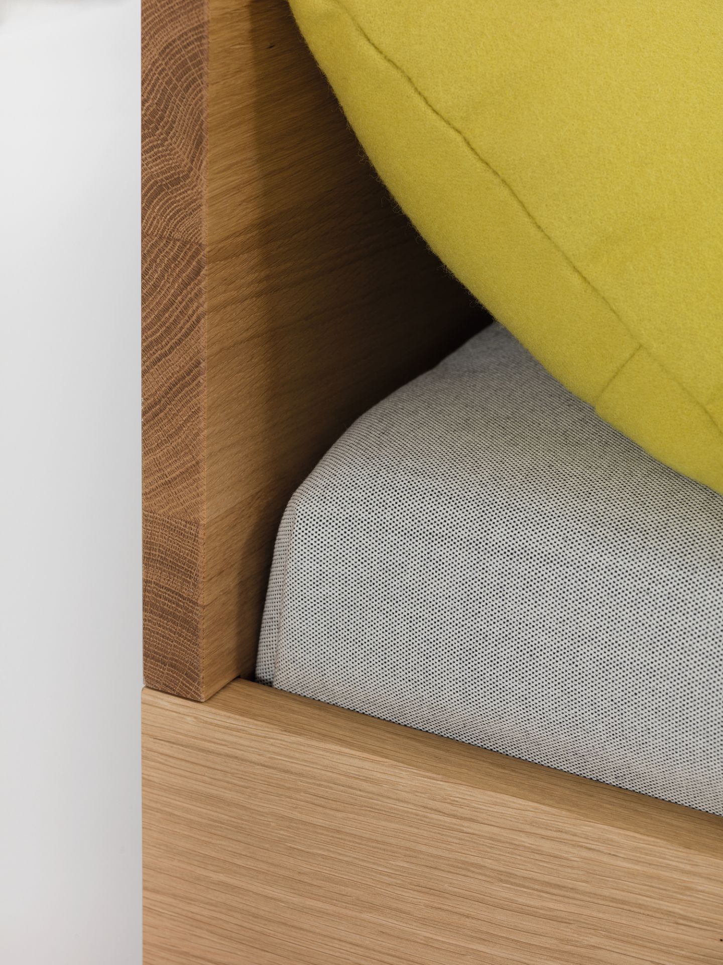 Simple HI 79 - 160 wooden bed Zeitraum