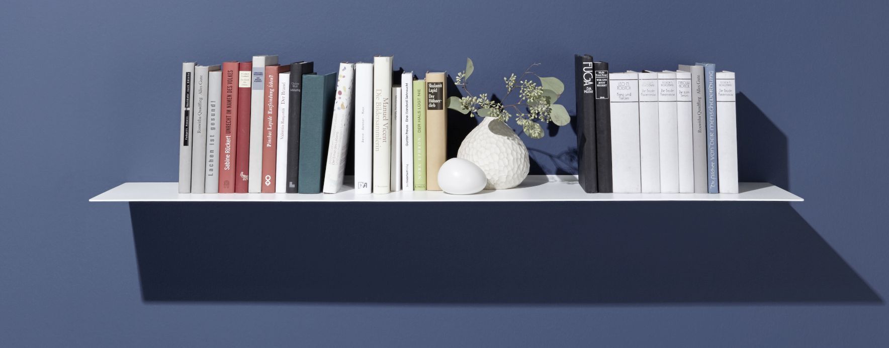 Lyn wall shelf Müller Möbelwerkstätten