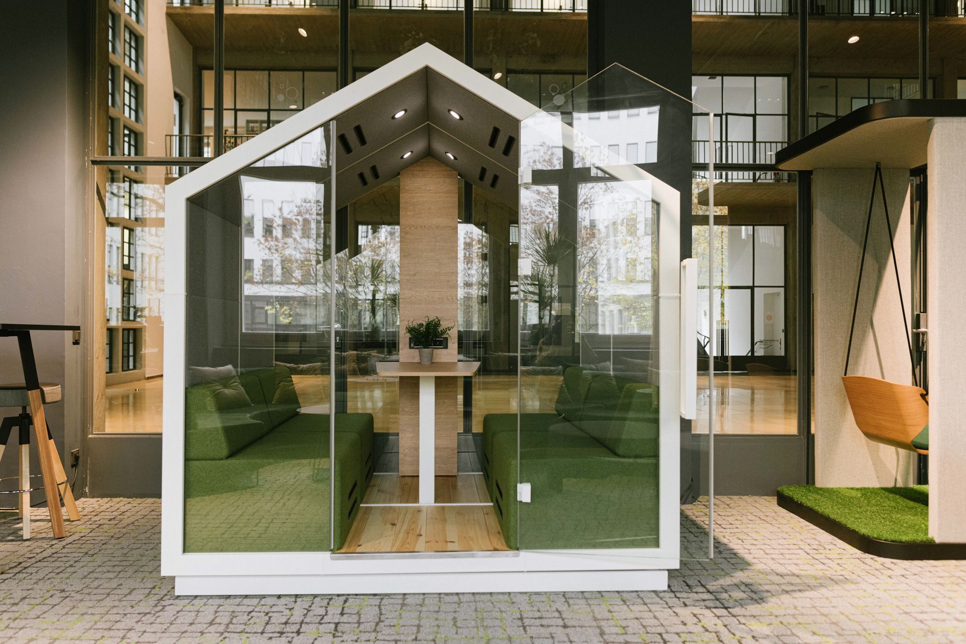 treehouse TH 4 Acoustic furniture for 4 persons Bejot