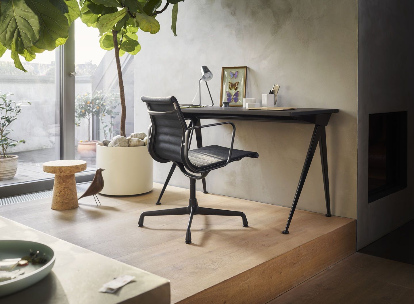 Aluminum Chair EA107 / EA 107 Chair Vitra