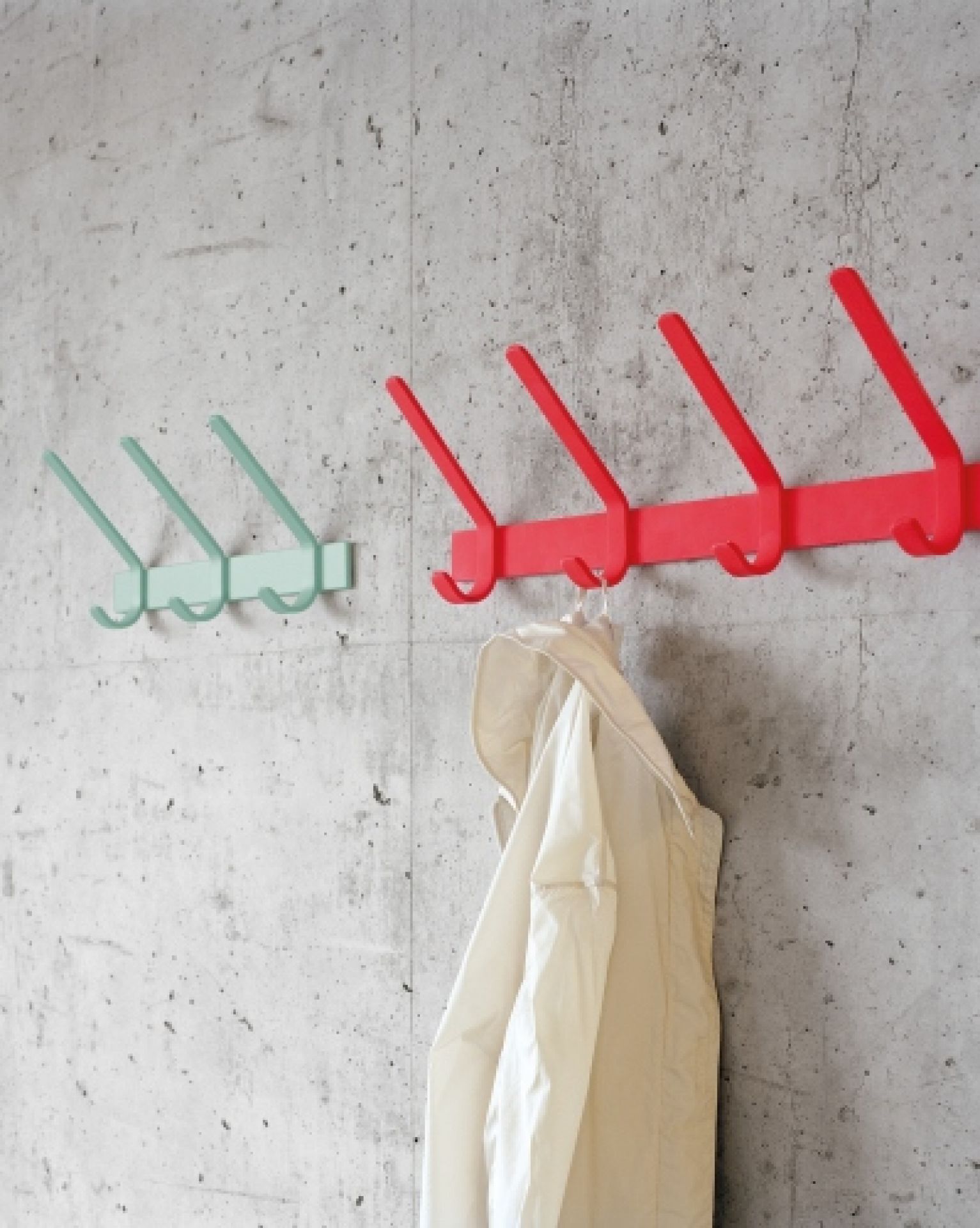 FK08 Uni Coat Rack e15
