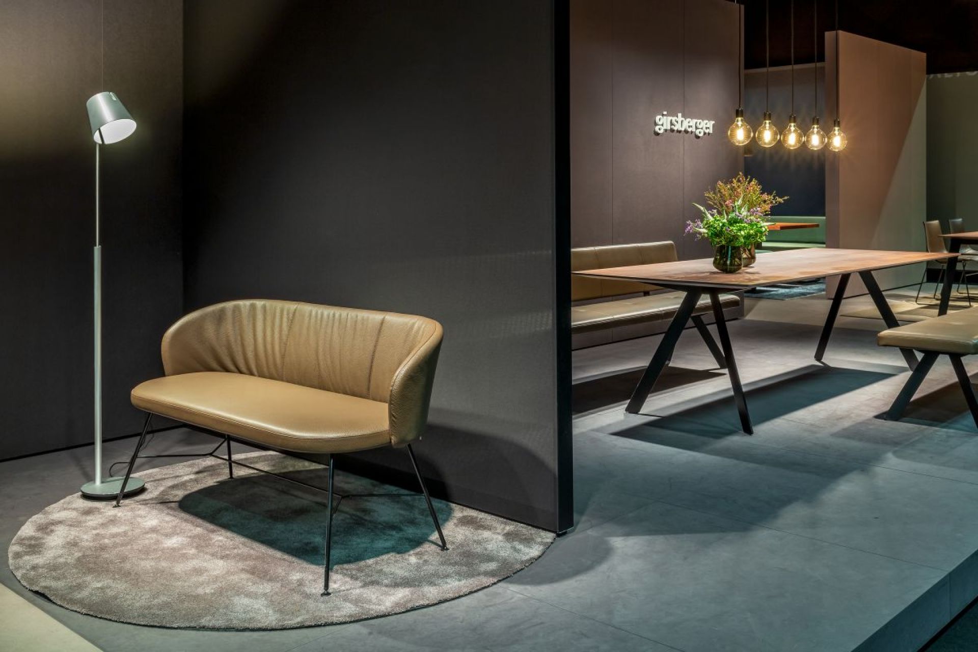 Biala Two-Seater Girsberger