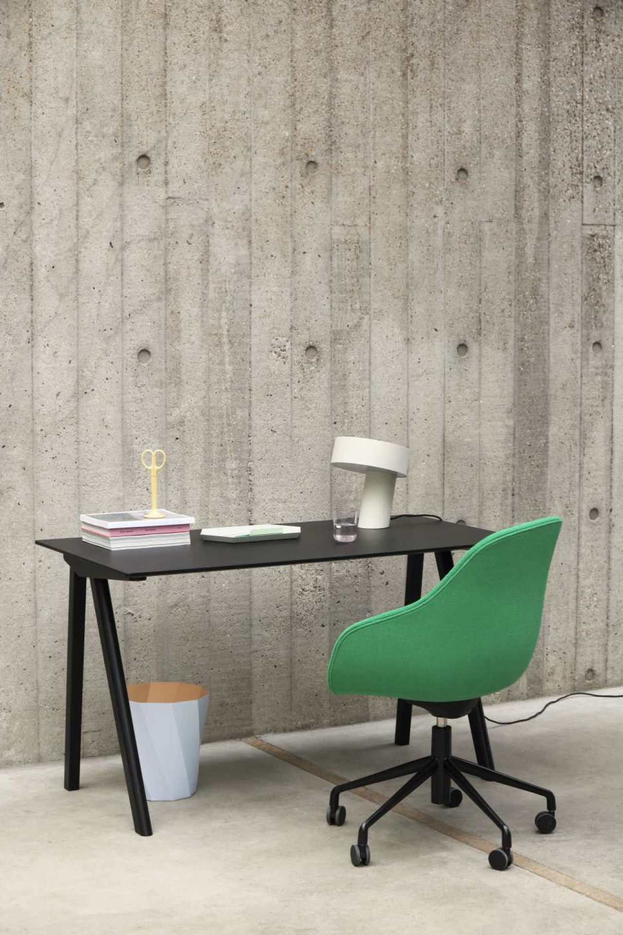 Slant Table lamp Hay