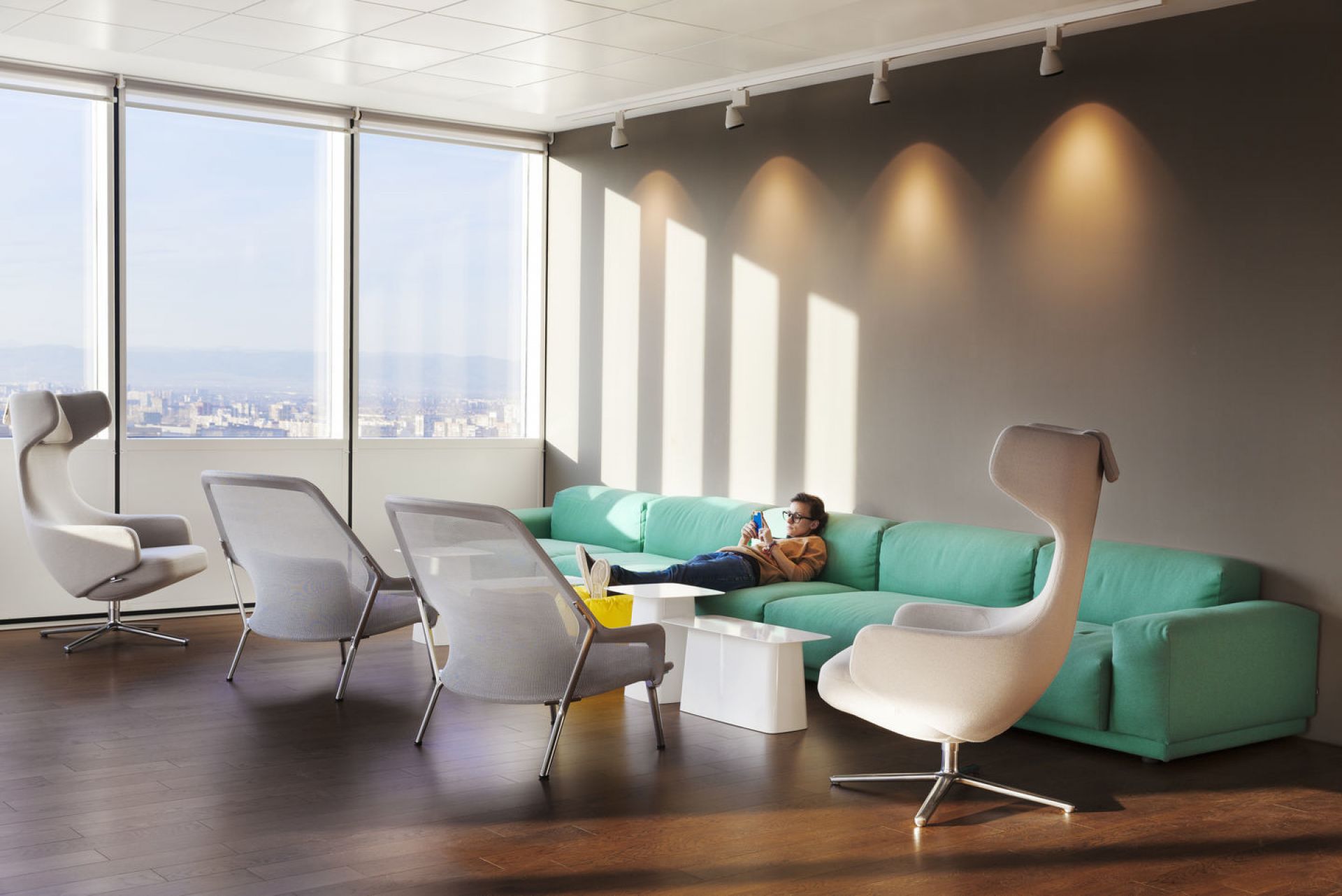 Grand Repos armchair + Panchina B 75 cm Vitra