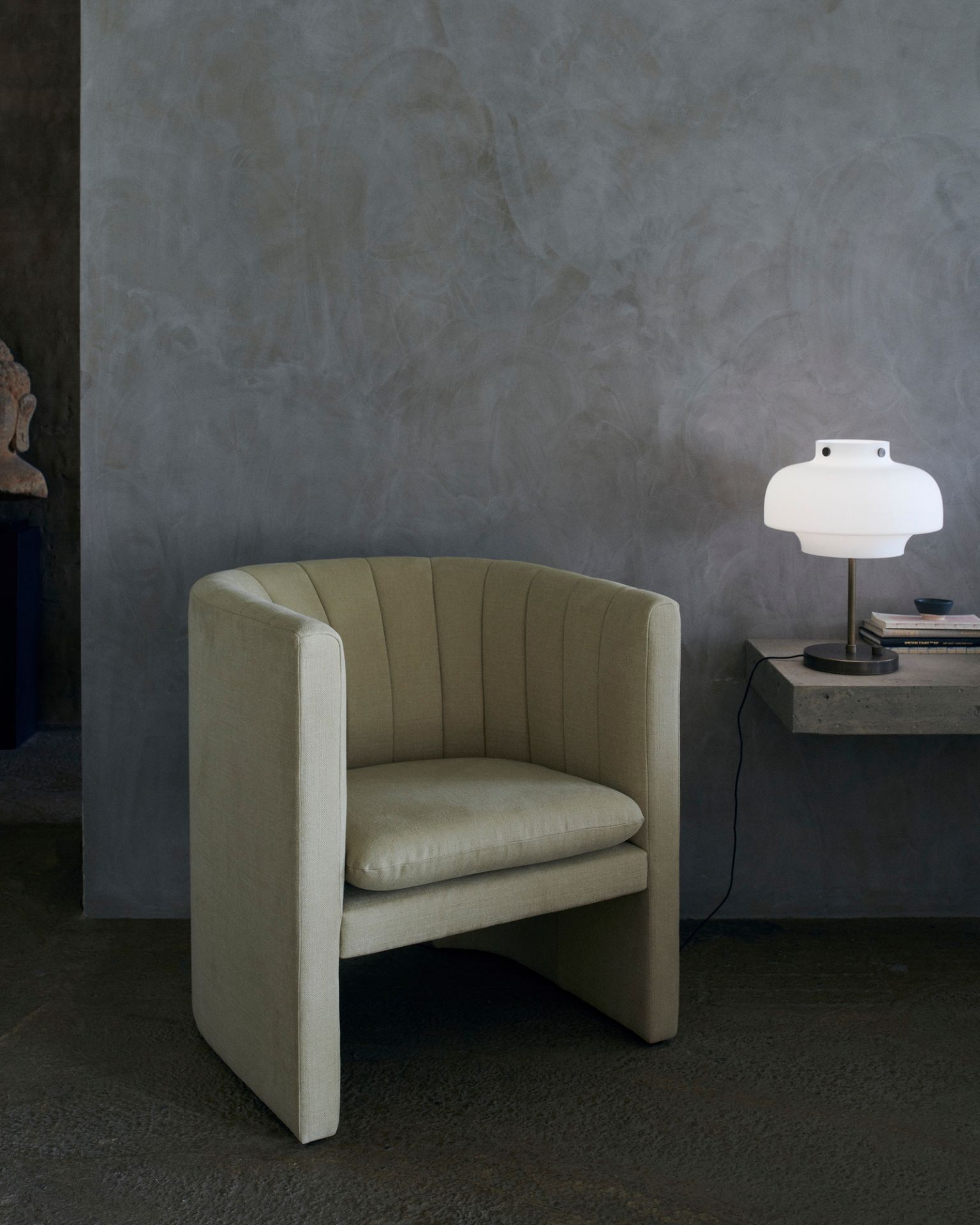 Loafer Armchair SC23 AndTradition