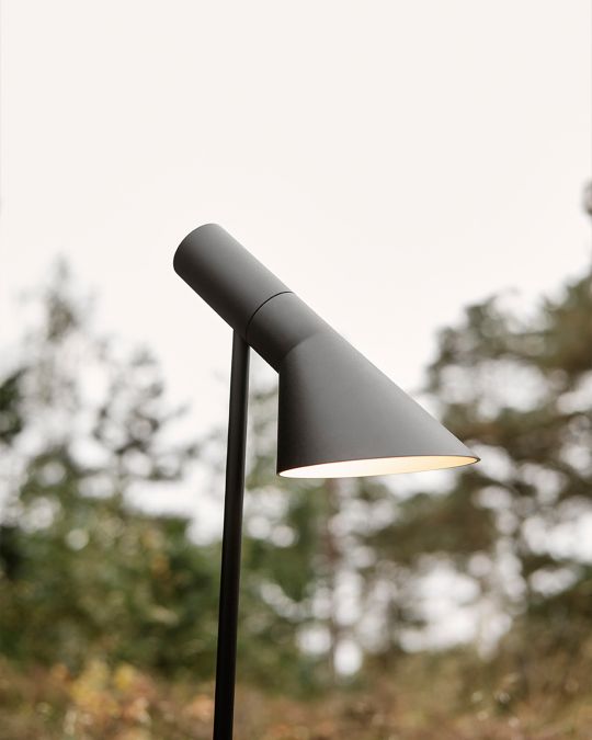 AJ Garden Bollard Light Long Louis Poulsen