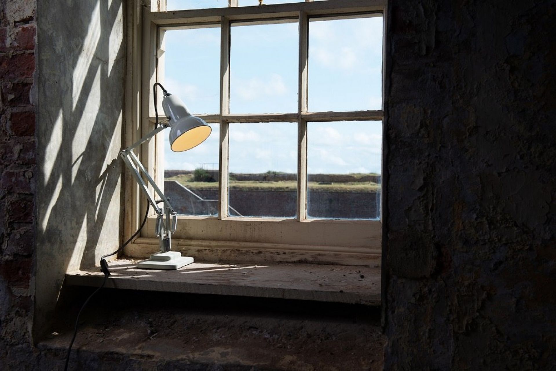 Original 1227 Mini Desk Lamp Anglepoise