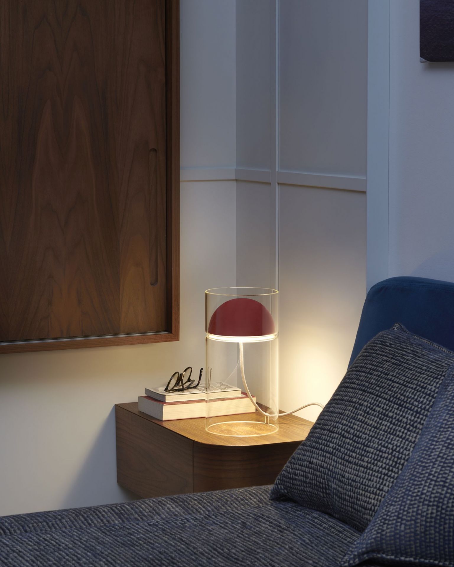 Medusa 254 table lamp Oluce