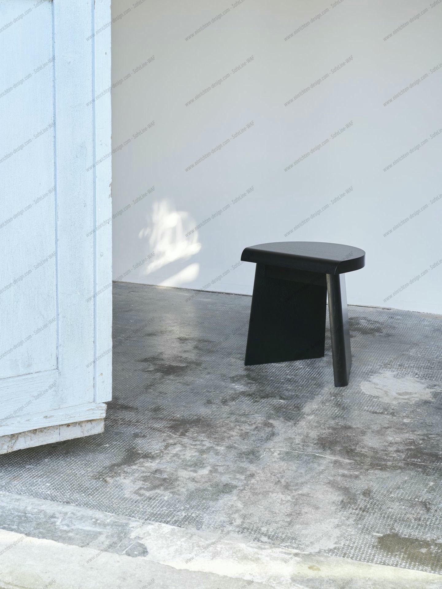 Portao stool Favius Oak stained black