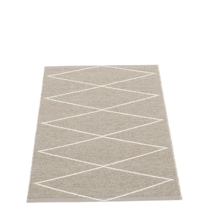 Max Plastic carpet 70x100 cm Pappelina Mud