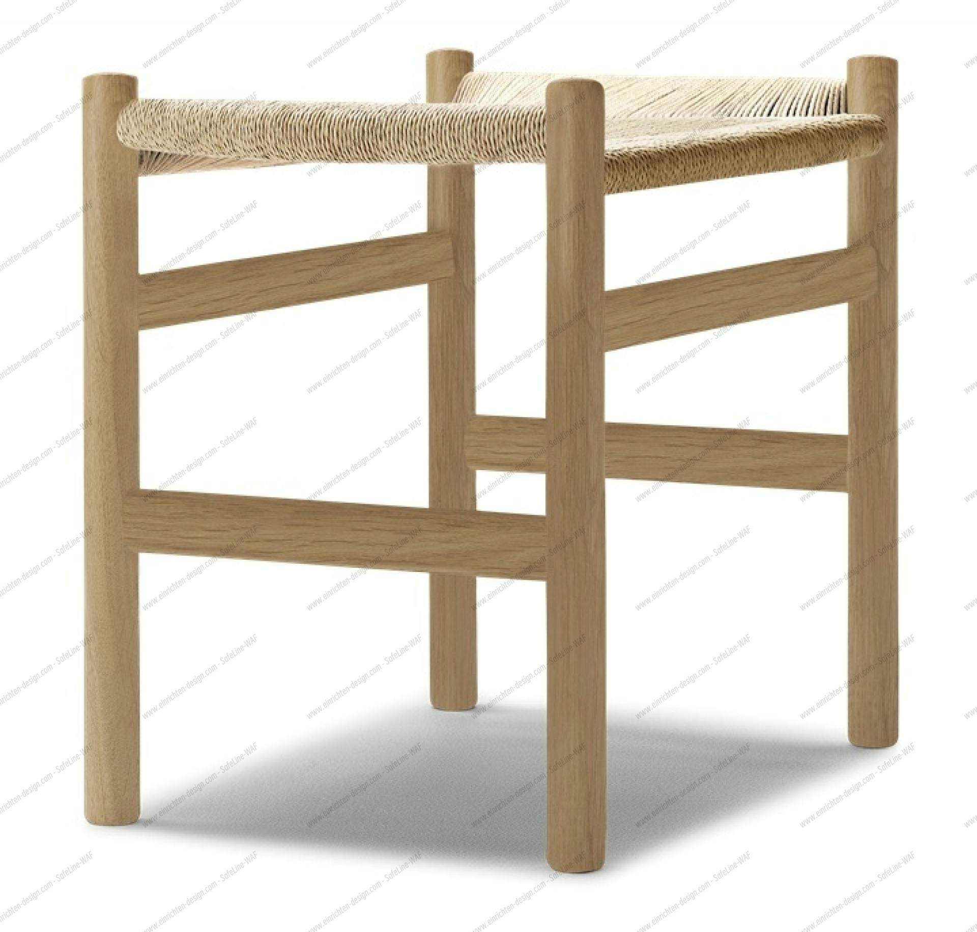 CH53 Footstool Hocker von Carl Hansen & Søn aus geölter Eiche mit Papierkordel-Sitzfläche.