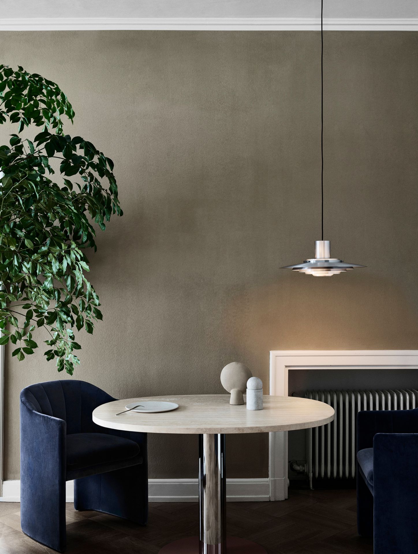 P376 Pendant light KF1 AndTradition