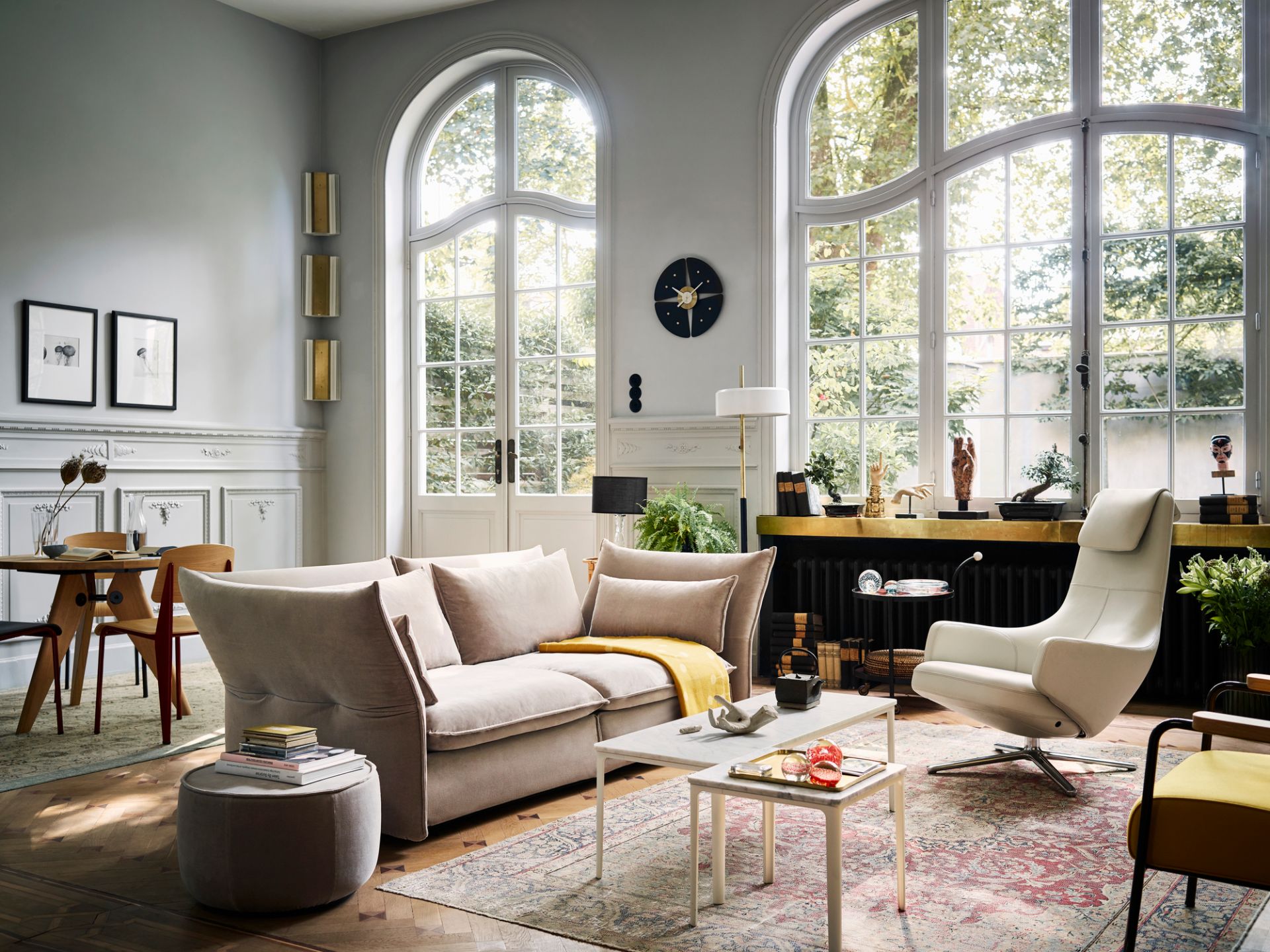 Repos Armchair + Ottoman Vitra