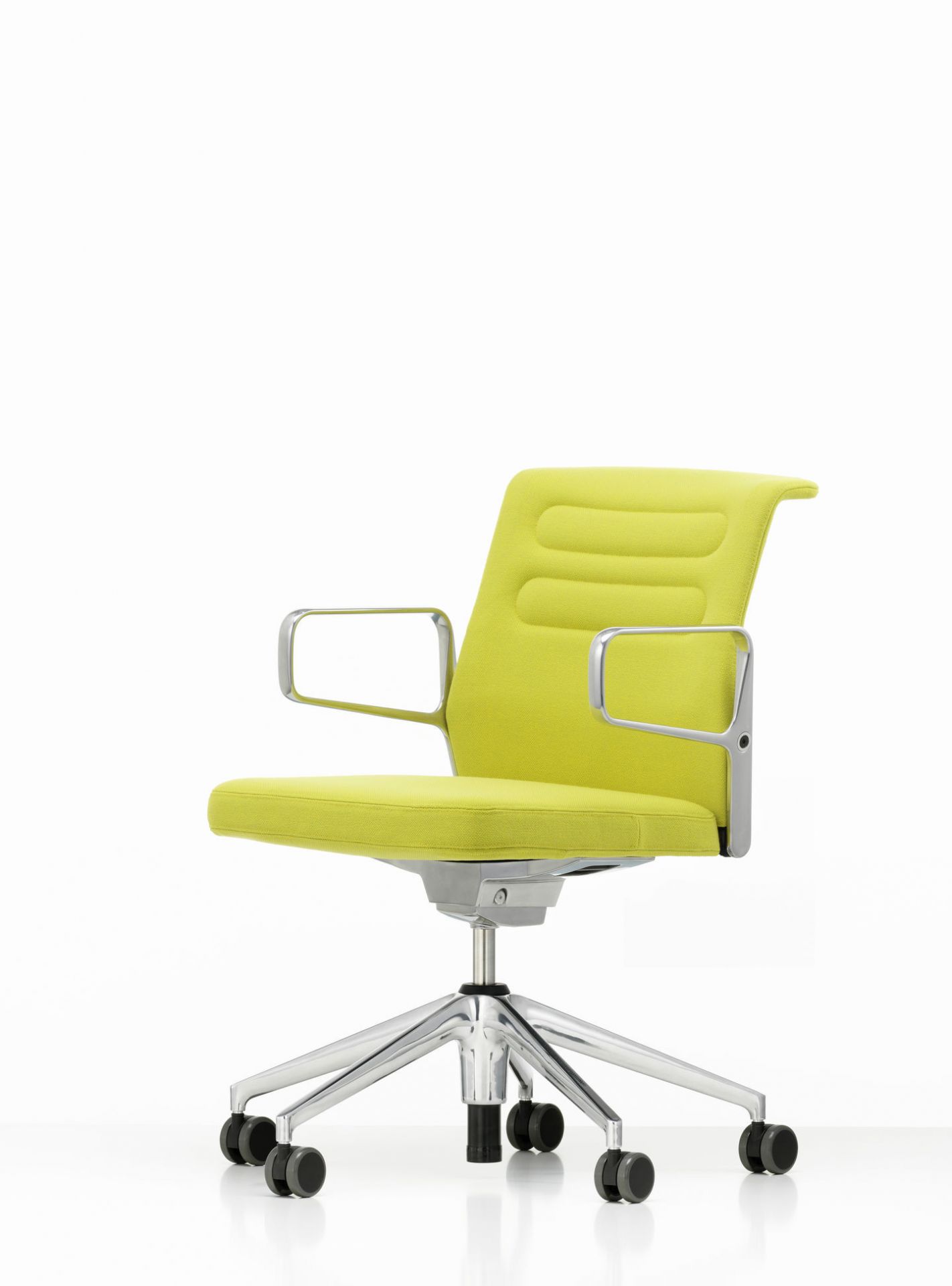 AC5 Studio Office Swivel Chair Vitra