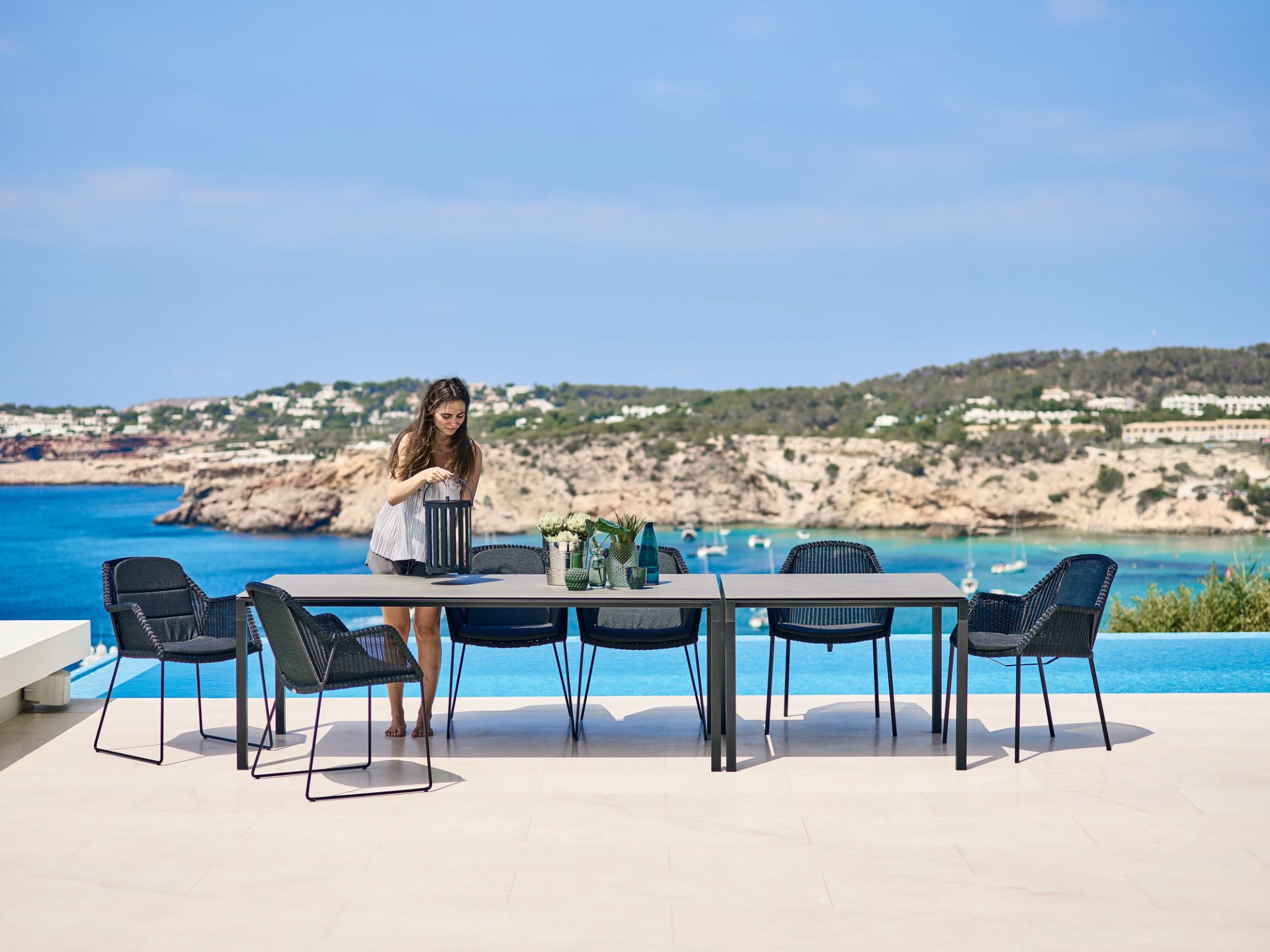 Pure Outdoor Dining table large W 280 x D 100 x H 73 cm Light grey frame Concrete grey top Cane-Line