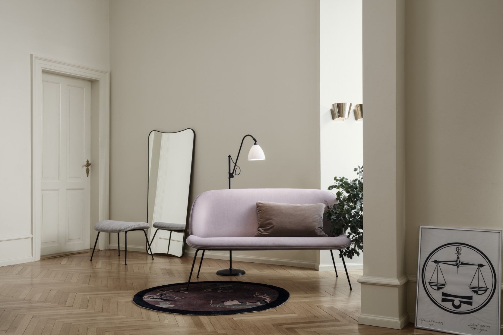 9464 Wall Lamp Gubi