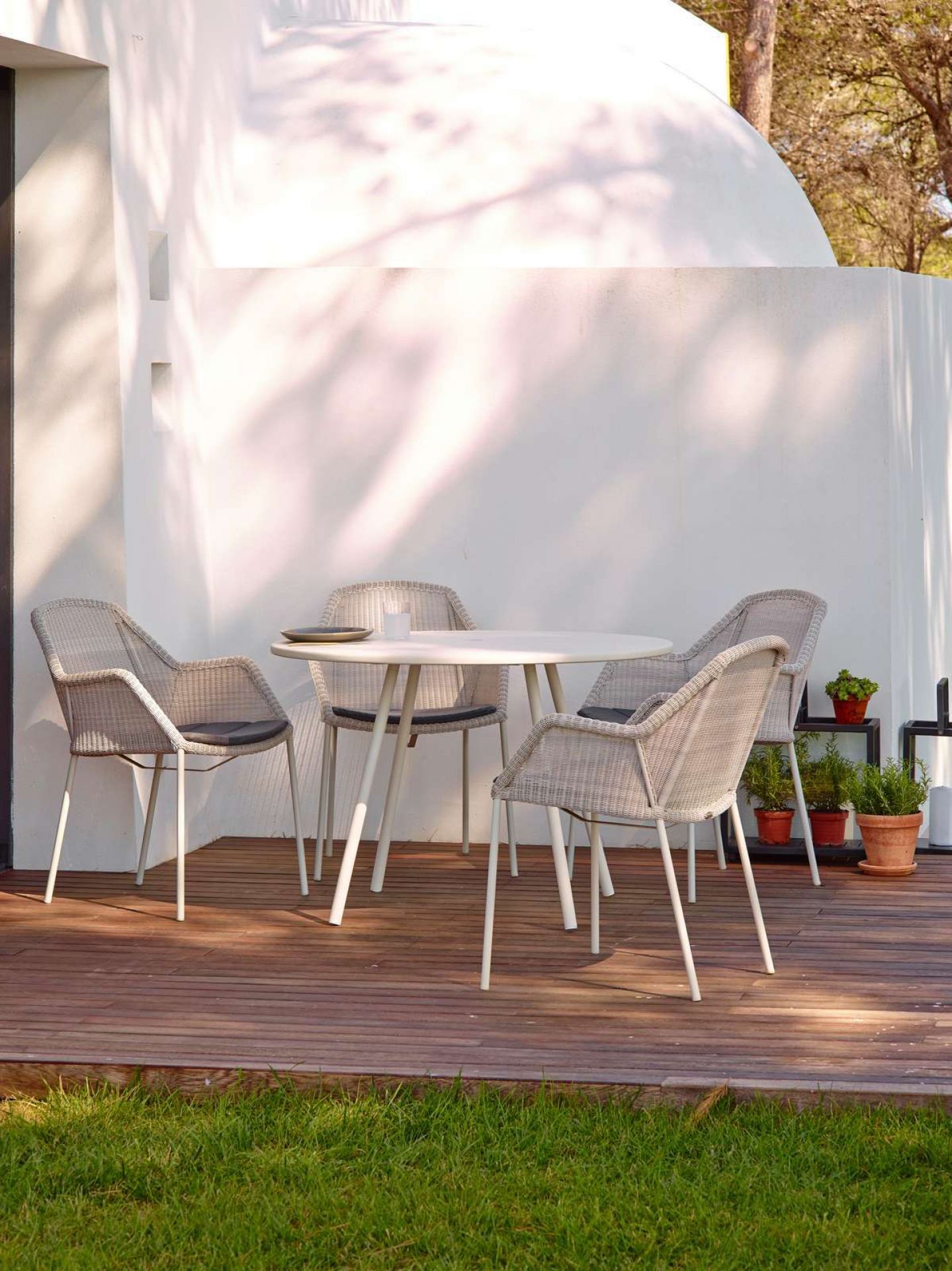 Breeze Outdoor Stuhl Vierfußgestell Cane-Line white