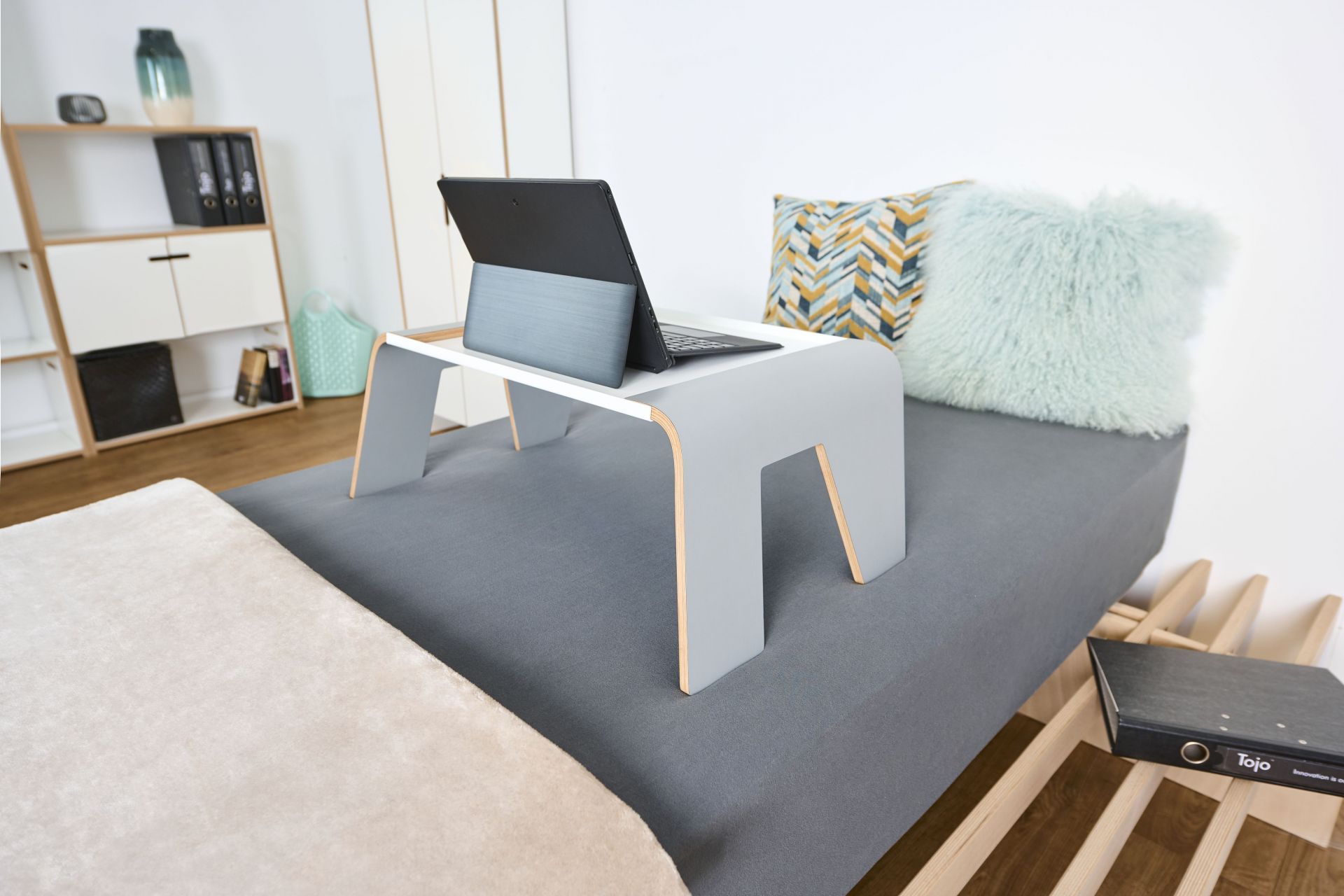 Praktisch Notebook/breakfast tray Tojo