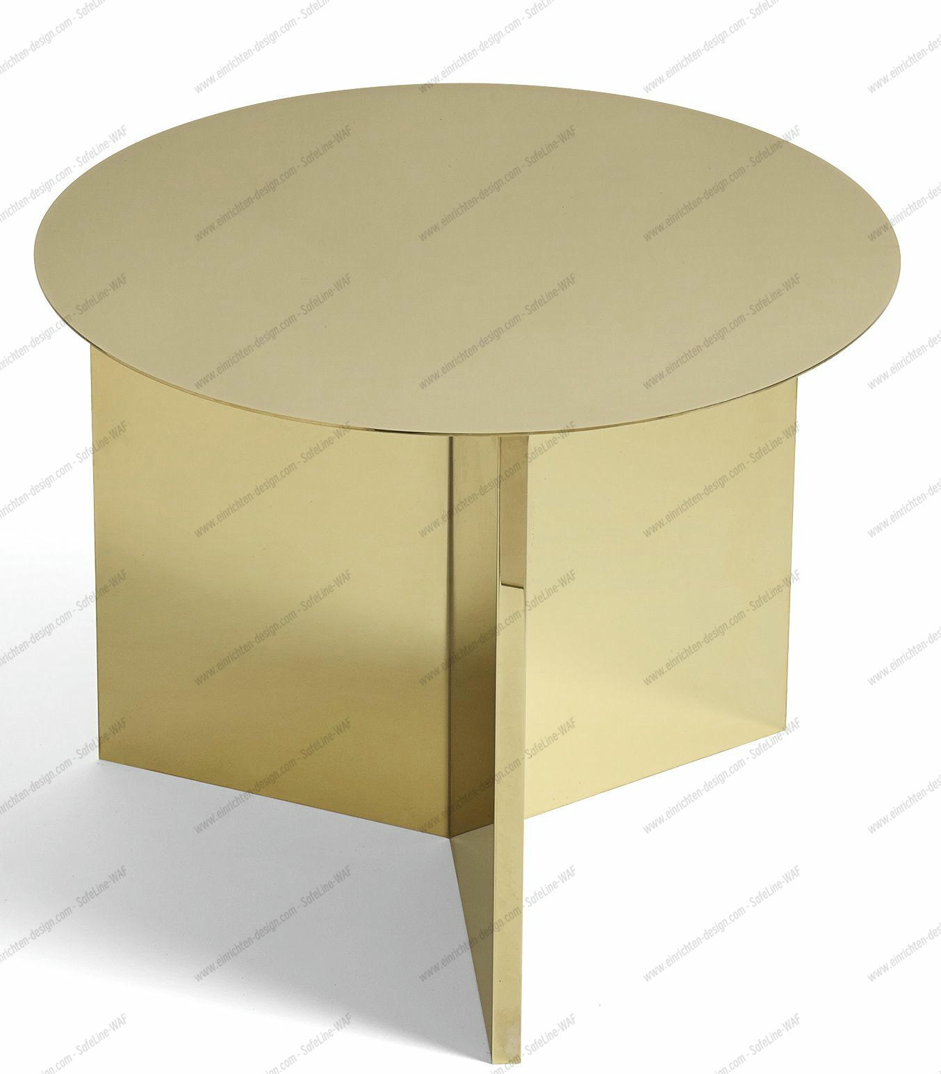 Hay Slit Table Round Beistelltisch in Messing poliert, runder Tisch mit geometrischem Design.