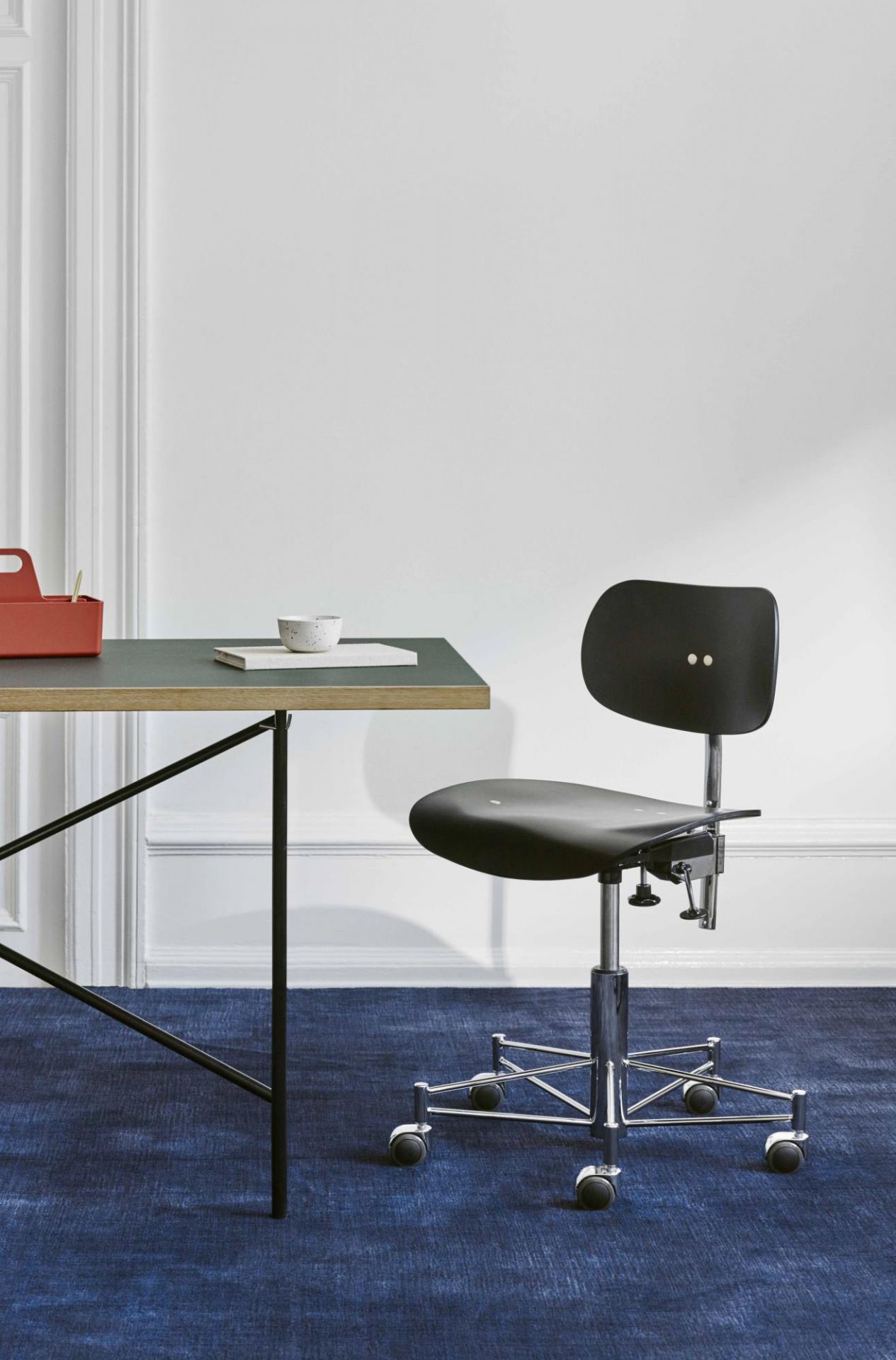SBG 197 R swivel chair Wilde+Spieth 