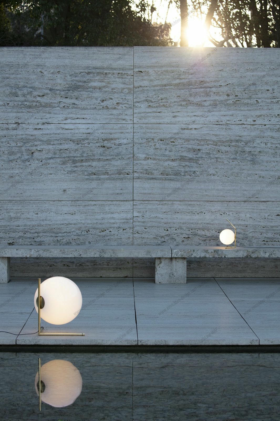 IC T3 Table lamp brass Flos